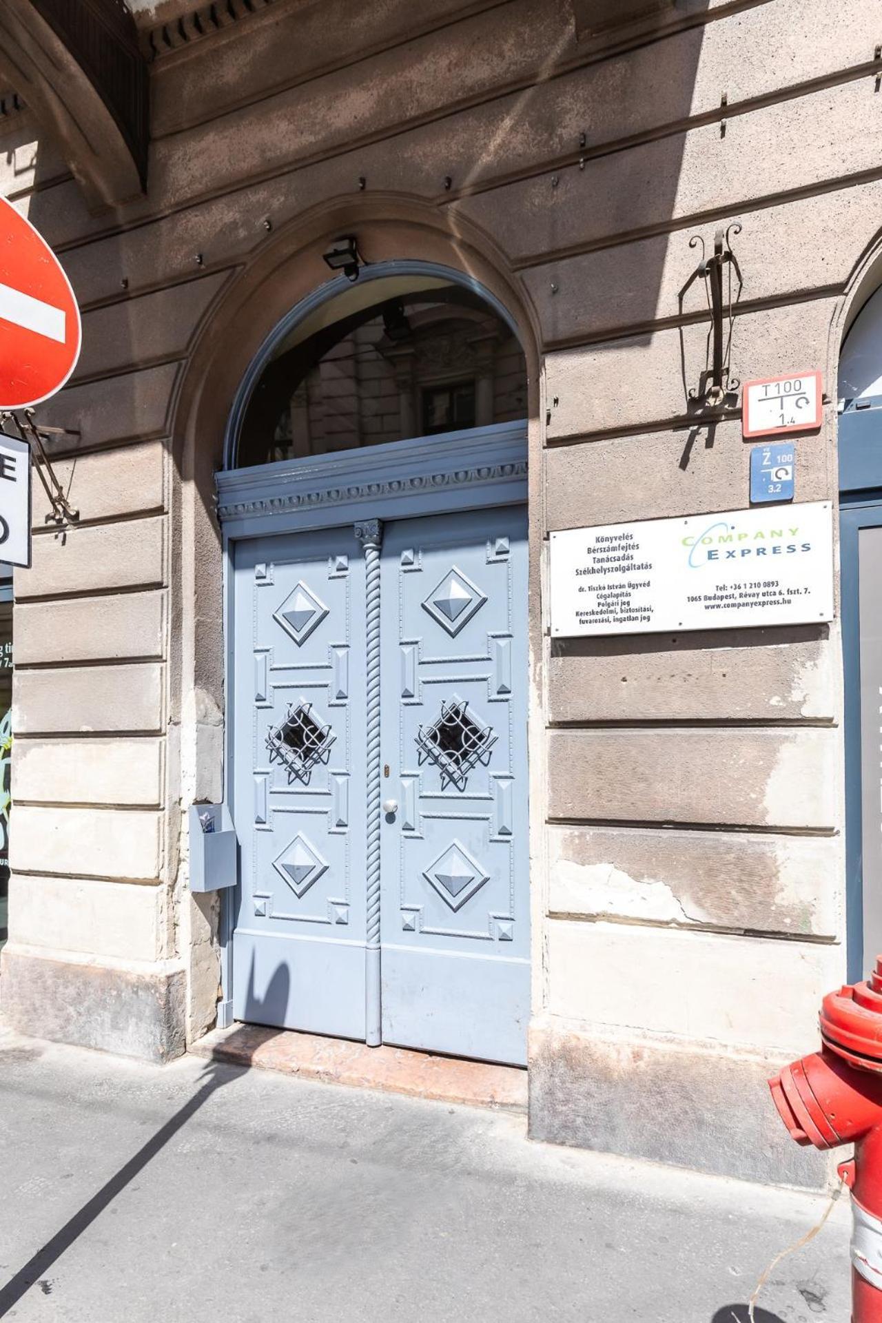 Aviator Loft - Downtown Opera Apartment Budapest Exterior photo
